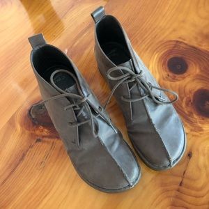 Dansko brown leather walking shoes!